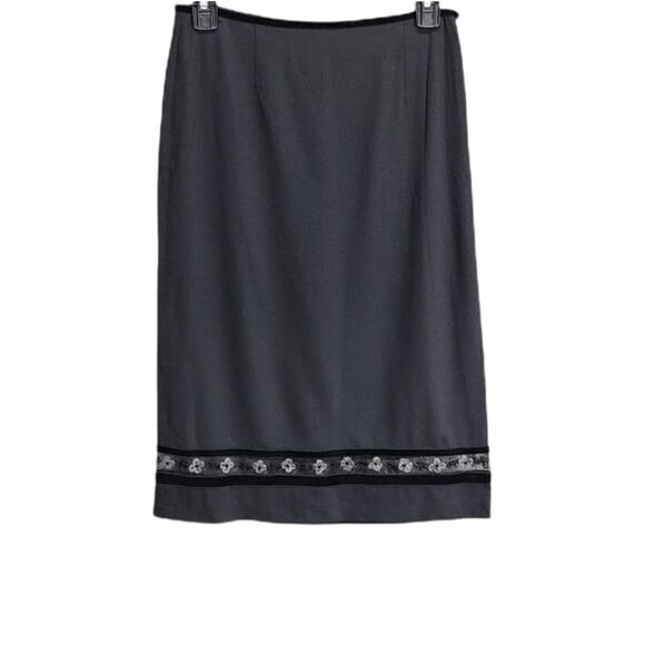 Moschino Pencil‎ Skirt Womens 8 Black With Floral Embroidery - Picture 1 of 5